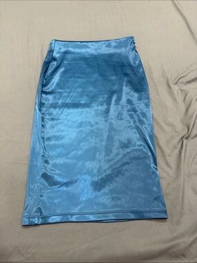 Fashion Nova Satin Pencil Skirt in Teal
